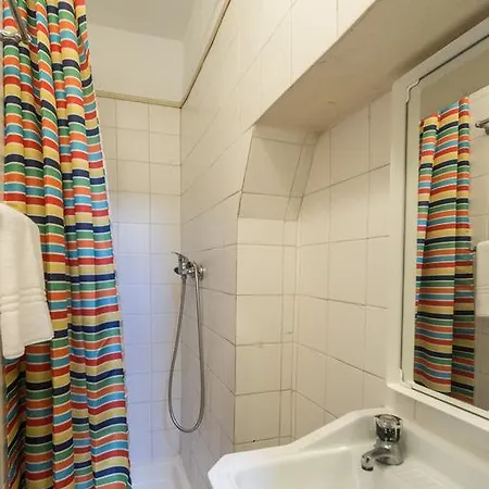 Apartment Shortstayflat - Living In Bairro Alto